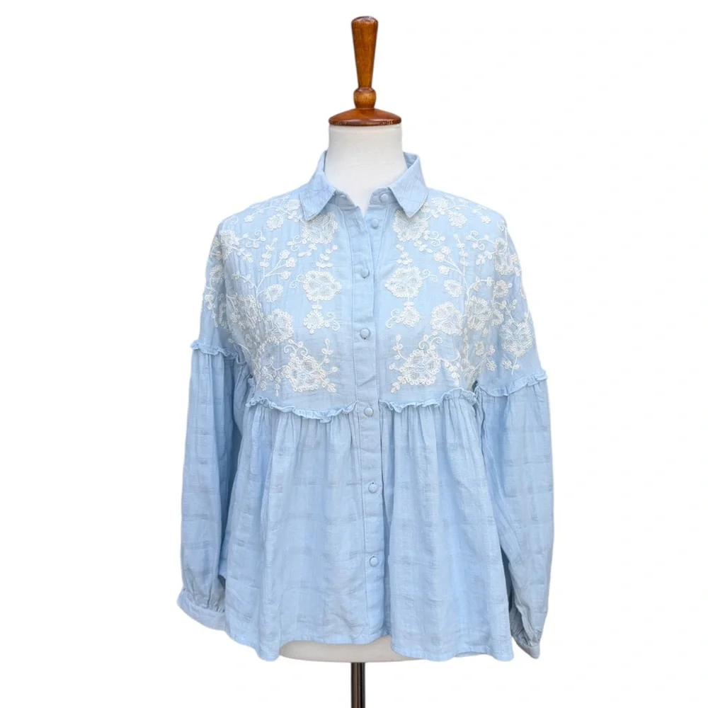 Zara Women’s S Light Blue Floral Embroidered Cotton Pleated Boho Baby Doll Top